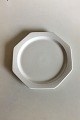 Bing & Grondahl 
White Café 
Plate No 326. 
Measures 21.7 
cm / 8 35/64 
in.