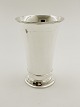 Anton Michelsen 
silver vase H. 
21.5 cm.W. 654 
gr.             
  No. 365835