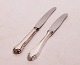 Dinner knives 
in different 
patterns of 830 
silver and 
hallmarked 
silver. Ask for 
number in ...