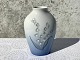 Bing & 
Grøndahl, Vase 
#57/239, 
Liljekonval, 
Convalla, 
17,5cm høj, 
1.Sortering 
*Perfekt stand*
