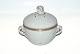 Hartmann Bing 
and Grondahl 
sugar bowl
Deck No. 94A
Height 10 cm
Length 12 cm
Nice and well 
...