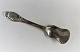 Evald Nielsen 
silver cutlery 
no. 6. Silver 
(830). Salt 
spoon. Length 7 
cm.