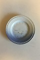 Bing & Grondahl 
Seagull with 
Gold Cake Plate 
with pierced 
border No 
305.5. Measures 
15.5 cm / 6 ...
