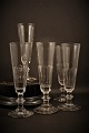 Old French 
mouth-blown 
champagne 
flutes / glass 
in a classic 
design with 
grinding on the 
...