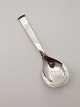 Evald Nielsen 
jam spoon No. 
32 10.5 cm. Ne. 
384766