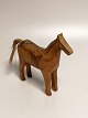 Wooden 
horseH.16 
L.17cm. Make a 
lovely patina