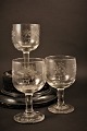 5 pieces. old 
French 
mouth-blown 
wine glass with 
cut wine leaves 
on the side of 
the glass. H: 
...