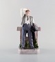 Rare Bing & 
Grondahl 
porcelain 
figurine. The 
thirsty man. 
Model Number: 
2435.
Measures: 21 x 
...