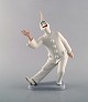 Bing & Grondahl 
porcelain 
figurine. 
Pierrot. Model 
Number: 2353.
Measures: 22.5 
x 16 cm.
In ...