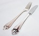 Dinner fork and 
dinner knife in 
H.C. Andersen 
pattern, 
hallmarked 
silver. Ask for 
number in ...