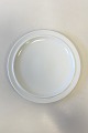 Bing & Grondahl 
Hank Dinner 
Plate No 716. 
Measures 25.5 
cm / 10 3/64 
in.