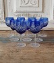 Set of 9 cobalt 
blue Römer 
akvavit glass. 
Height 8.5 cm.