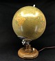 Height 34 cm.
German globe 
from the 1960s 
in paper-coated 
glass. We have 
never seen this 
...