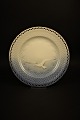 Bing & Grondahl 
Seagull, dinner 
plate with 
breakthrough 
edge and gold. 
Dia.:24,5cm. 
(12 pcs. ...