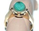 Gold ring with green stone 14 Karat
Size 50
