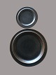Ruska plate and 
dish
Arabia
Plate: 20 cm
Dish: 33 cm
5 plates, 55 
kr. pr. plate
Dish: 285 kr. 
