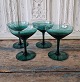 Set on four 
beautiful green 
cocktail 
glasses.
Height 12.5 
cm. Diameter 
11.5 cm.