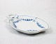 Leaf shaped 
cake dish, no.: 
356, in Empire 
by B&G. Ask for 
number in 
stock.
19 x 14 cm.