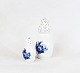 Suger and Salt 
shaker, no.: 
8222 and 8225, 
in Blue Flower 
by Royal 
Copenhagen.
19 x 8 cm. 
(900 ...
