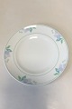 Bing & Grondahl 
Fleur, Light 
Blue Dinner 
Plate No 325. 
Measures 25.5 
cm / 10 3/64 
in.
