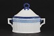 Royal 
Copenhagen Blue 
Fan
Large sugar 
bowl no. 11544
Length 16 cm
Height 12 cm
Nice ...