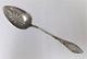 Silver 
strawberry 
spoon (830). 
Length 27 cm. 
Produced 1907