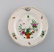 Meissen plate 
in hand-painted 
porcelain with 
floral motifs. 
Early 20th 
century.
Diameter: 16 
...