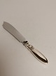Georg Jensen 
layer cake 
knife made of 
three-tower 
silver silver 
with steel 
Length 
26.5cmFrom in 
...