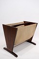 News rack in 
rosewood of 
danish design 
from the 1960s 
and in great 
vintage 
condition.
H - 38 ...