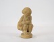 Clay figur 
called Leda and 
the Swan by 
Herman A. 
Kähler.
13 x 5 cm.