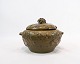 Large dark 
green ceramic 
lidded tureen 
from the 1960s. 
In great 
condition.
25 x 22 cm.