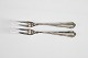 Rita Silver 
Flatware
Serving forks 
made of silver 
830s
Length 14 cm
Nice condition 
...