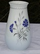 Bing & Grondahl 
porcelain. 
Demeter, Vase 
no. 201. Height 
13,5 cms. 1. 
Quality fine 
condition.

