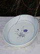 Bing & Grondahl 
porcelain. 
Demeter, Small 
dish no. 39. 
Length 25 cms. 
X 17,5 cms. 1. 
Quality ...