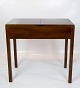 Sewing/working 
table of 
mahogany and in 
great vintage 
condition from 
the 1940s.
H - 61.5 cm, W 
...