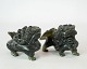 A pair of soap stone figurines in the shape of lions, in great vintage 
condition.
Great condition
