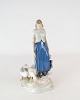 Porcelain 
figure girl 
with geese no.: 
2254 by Bing 
and Grøndahl.
24 x 12 x 14 
cm.
