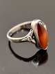830 silver ring 
size 55 with 
amber 1.6 x 0.7 
cm. Nr. 445788