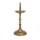 An early 17th 
century brass 
candlestick
H: 36cm