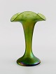 Pallme-König art nouveau vase i grønt mundblæst kunstglas. Ca. 1900.
