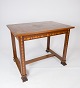 Table of walnut with inlaid wood, in great antique condition from around 1910.
5000m2 showroom.