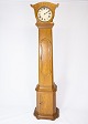 Standing clock of light wood, in great antique condition from the 1780s. The clock is from the ...