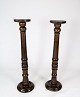 A pair of 
pedestals of 
dark wood and 
in great 
vintage 
condition from 
the 1920s. 
H - 100 cm and 
...