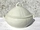 Bing & 
Grondahl, Hvid 
elegance / 
Cream porcelain 
# 5, 19cm high, 
25cm in 
diameter, 2nd 
grade * ...