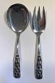 Cohr Silver 
Serving Set 
Spoon/Fork 
Measures Spoon 
22 cm( 8 21/32 
in) Fork 21.5 
cm(8 15/32 in)