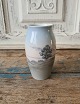 B&G vase 
decorated with 
landscape motif 

No. 8674/255, 
Factory first
Height 12 cm.