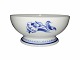 Bing & Grondahl 
The Jubilee 
Service 
decorated with 
blue 
carnations, 
bowl on stand.
This ...