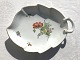 Bing & 
Grondahl, Saxon 
flower on white 
porcelain, Leaf 
dish # B & G, 
24cm wide * 
Nice condition 
*