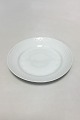 Bing & Grondahl 
Elegance, White 
Lunch Plate No. 
26. Measures 
21.5 cm / 8 
15/32 in.