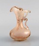 Gino Cenedese (1907-1973), Murano. Vase med hank i mundblæst kunstglas. Antik 
patinering. Midt 1900-tallet.
